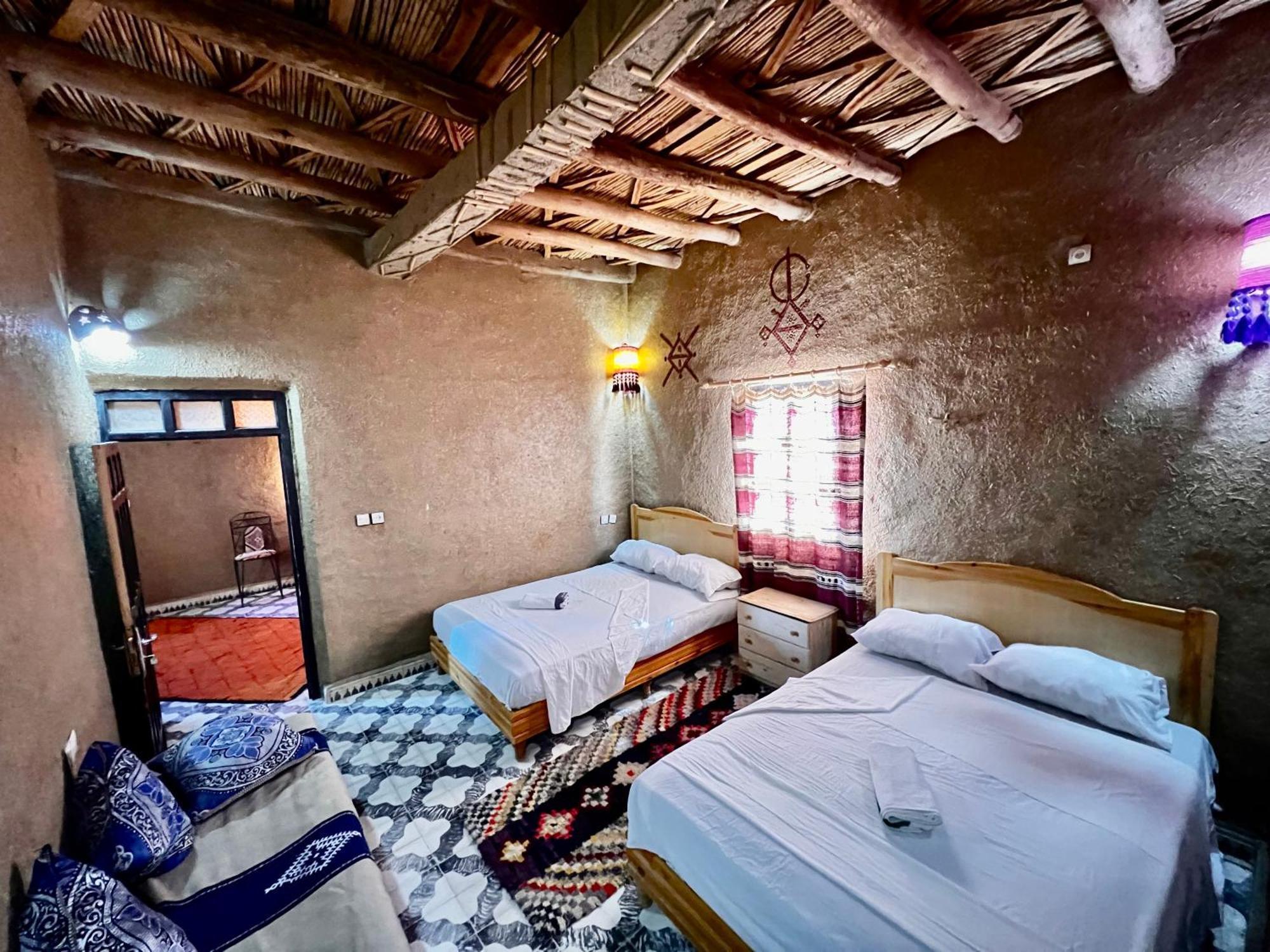 Hotel Camping Les Roses Des Dunes & Piscine Merzouga Εξωτερικό φωτογραφία