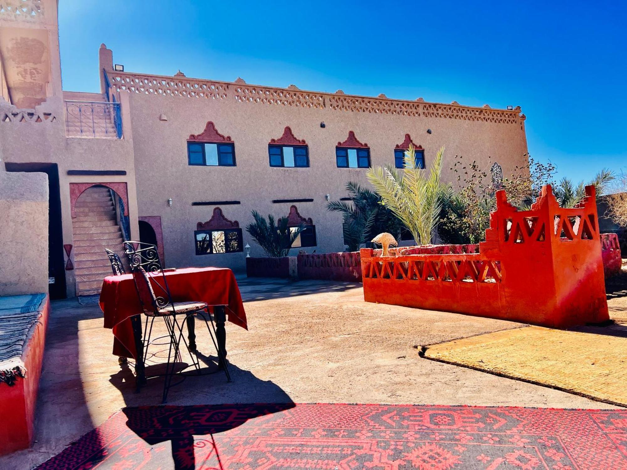 Hotel Camping Les Roses Des Dunes & Piscine Merzouga Εξωτερικό φωτογραφία