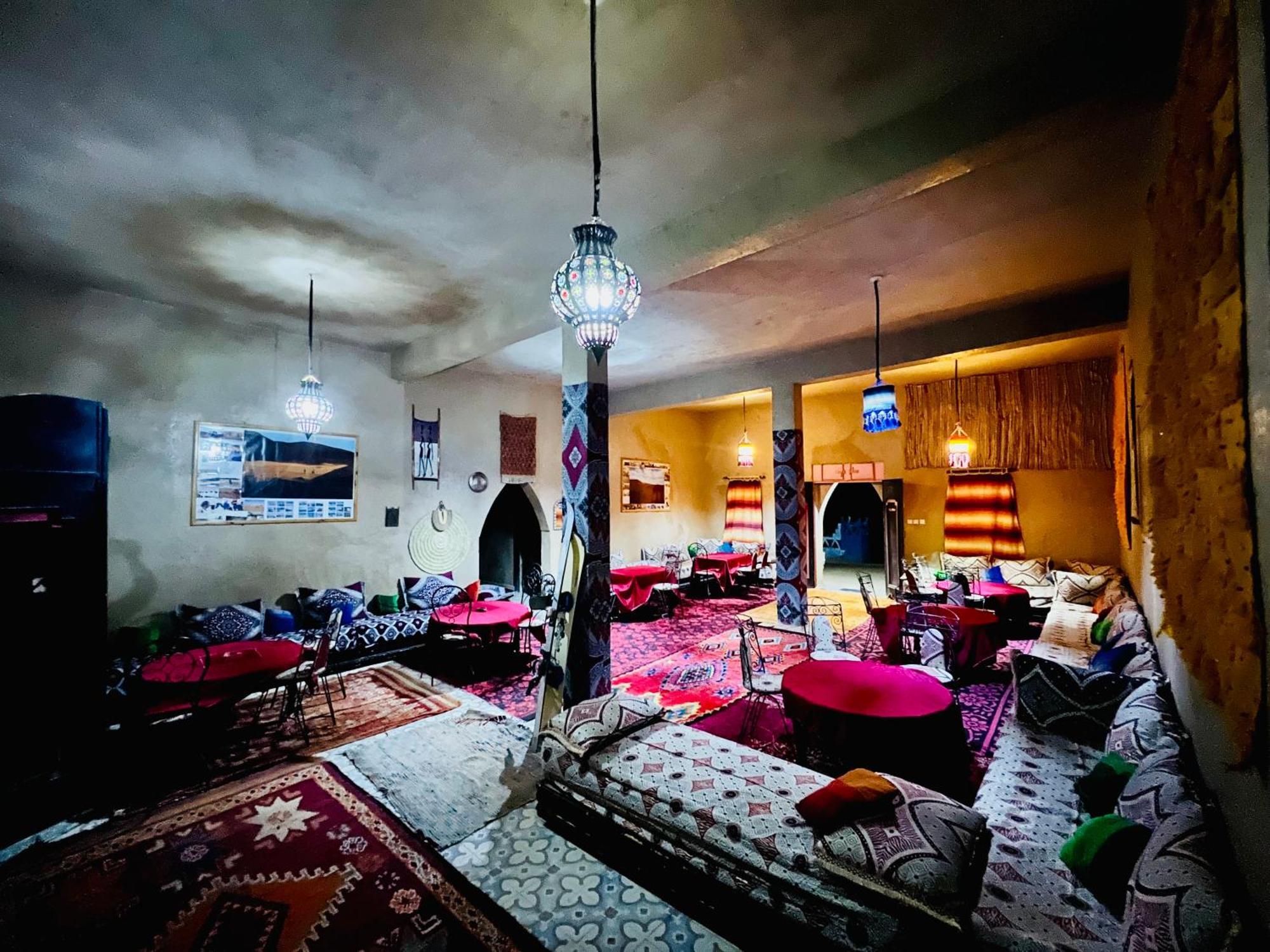 Hotel Camping Les Roses Des Dunes & Piscine Merzouga Εξωτερικό φωτογραφία