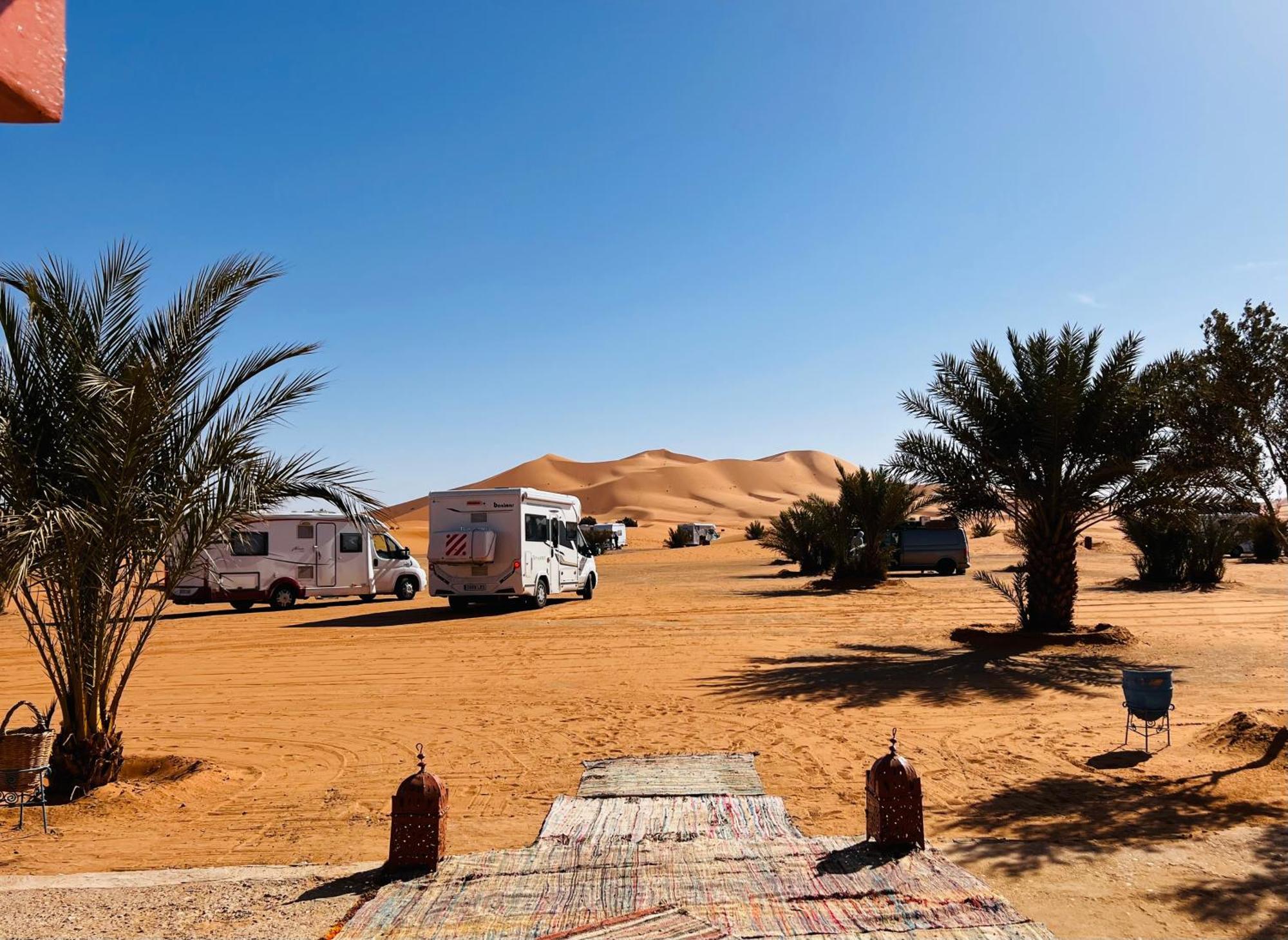 Hotel Camping Les Roses Des Dunes & Piscine Merzouga Εξωτερικό φωτογραφία