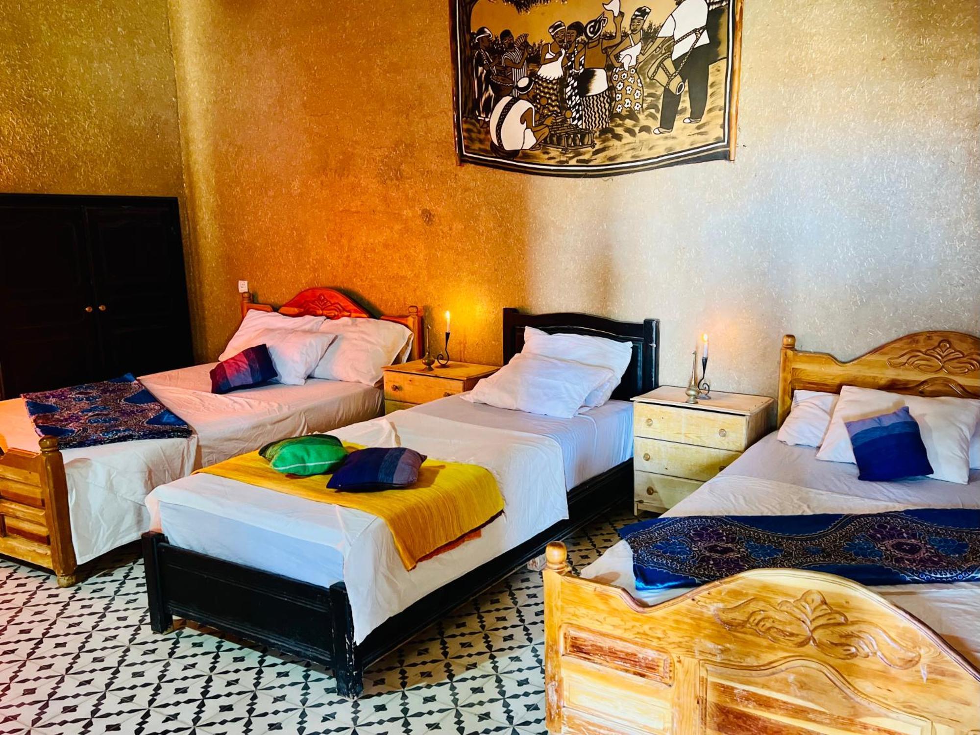 Hotel Camping Les Roses Des Dunes & Piscine Merzouga Εξωτερικό φωτογραφία