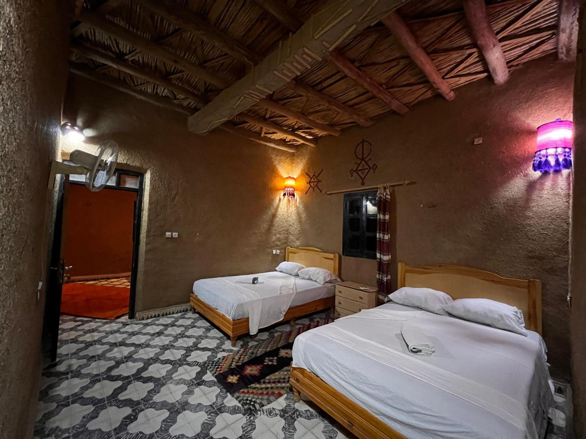 Hotel Camping Les Roses Des Dunes & Piscine Merzouga Εξωτερικό φωτογραφία