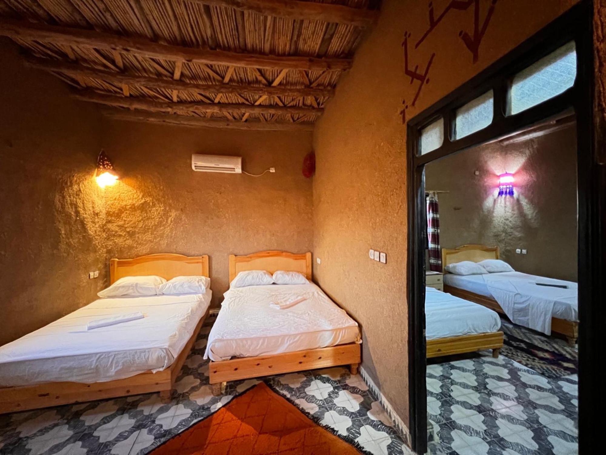 Hotel Camping Les Roses Des Dunes & Piscine Merzouga Εξωτερικό φωτογραφία