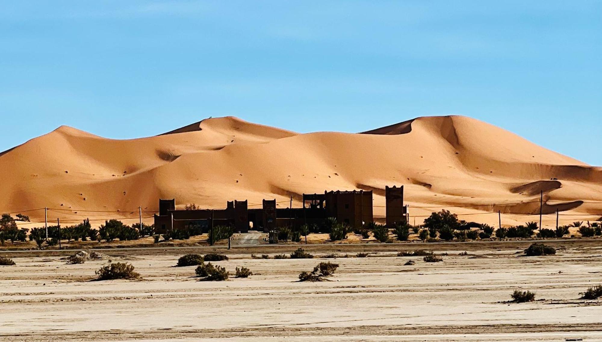 Hotel Camping Les Roses Des Dunes & Piscine Merzouga Εξωτερικό φωτογραφία