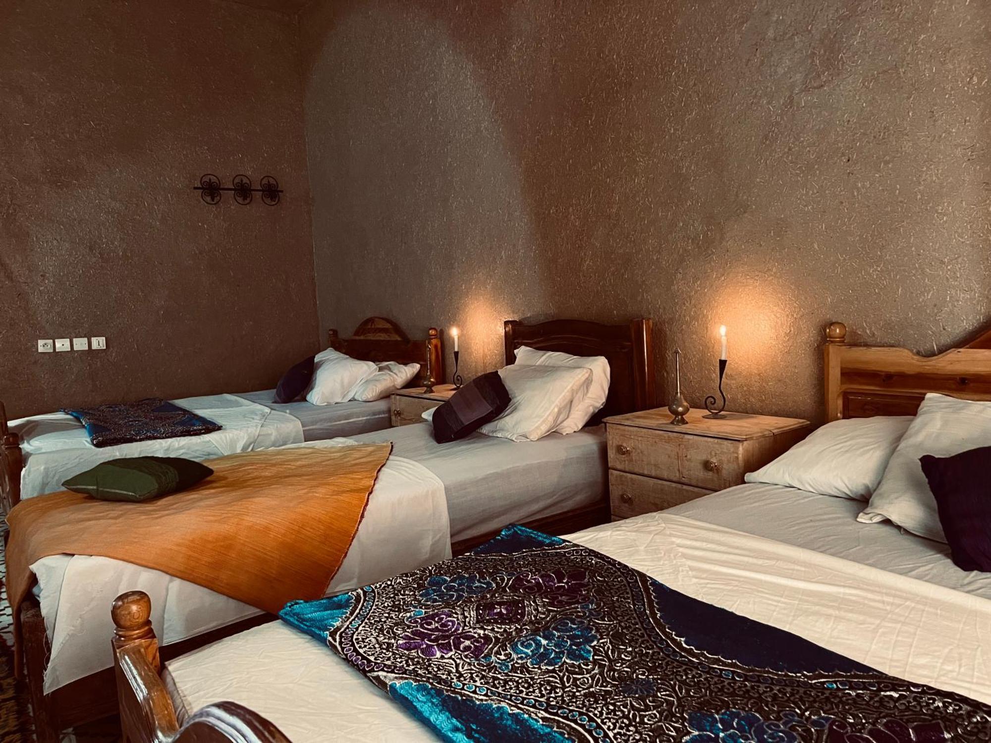 Hotel Camping Les Roses Des Dunes & Piscine Merzouga Εξωτερικό φωτογραφία