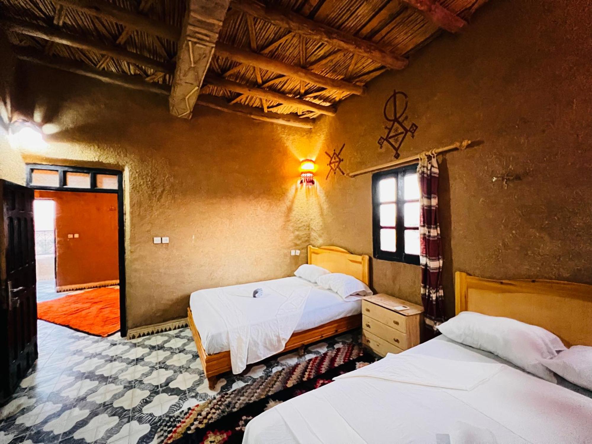 Hotel Camping Les Roses Des Dunes & Piscine Merzouga Εξωτερικό φωτογραφία