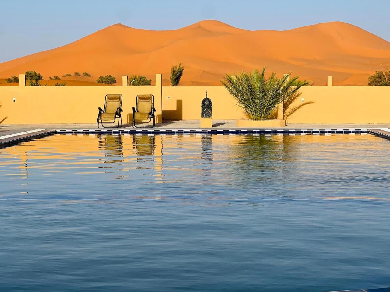 Hotel Camping Les Roses Des Dunes & Piscine Merzouga Εξωτερικό φωτογραφία