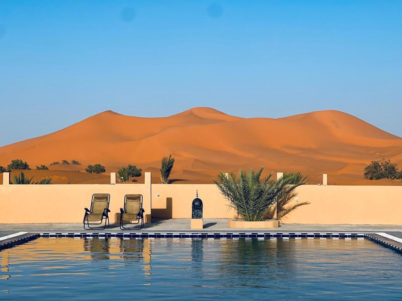 Hotel Camping Les Roses Des Dunes & Piscine Merzouga Εξωτερικό φωτογραφία